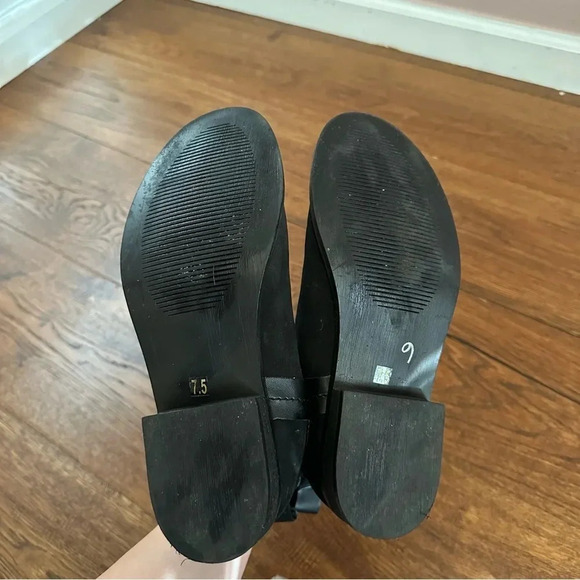 Steve Madden Black Gilte Leather Chelsea Ankle Bootie Size 7.5 - Picture 8 of 9